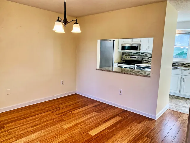 $2,700 | 128 Georgetown Drive, Unit 128, Glastonbury, CT 06033