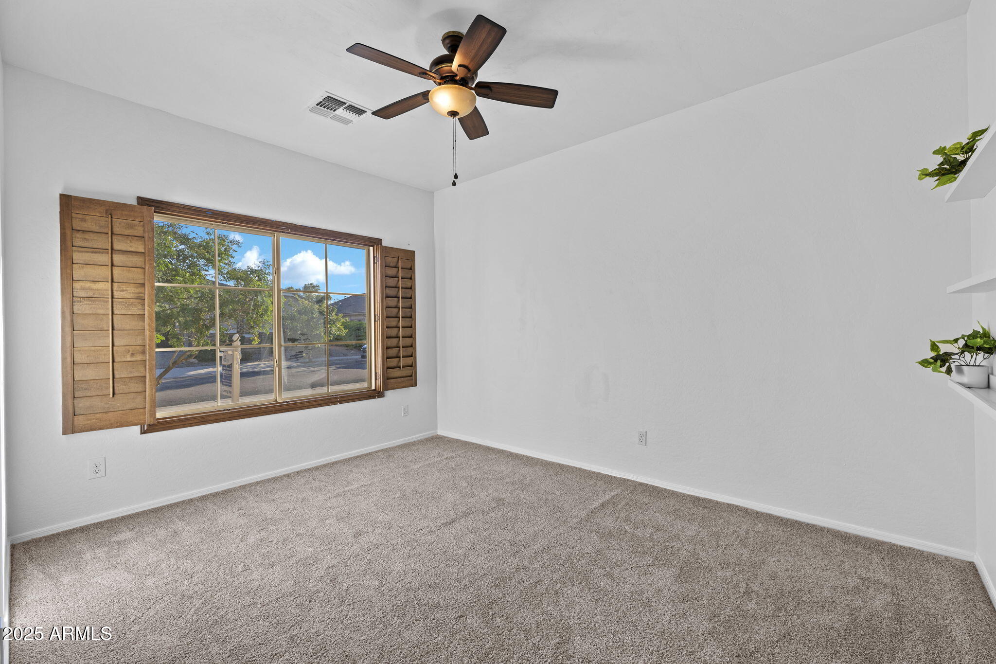 4186 East Blue Sage Road Gilbert, AZ 85297 - Photo 14 of 77 4186 E Blue Sage Rd Gilbert - 224