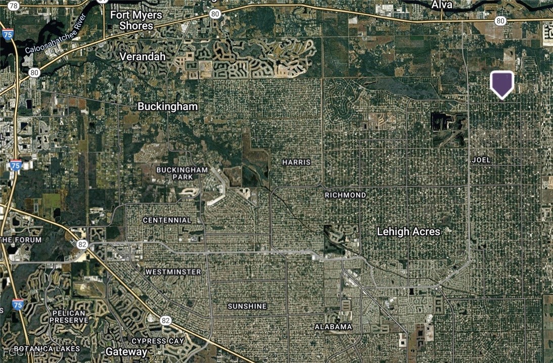 2104 Grant Avenue Alva, FL 33920 - Photo 3 of 4 a bathroom with a shower