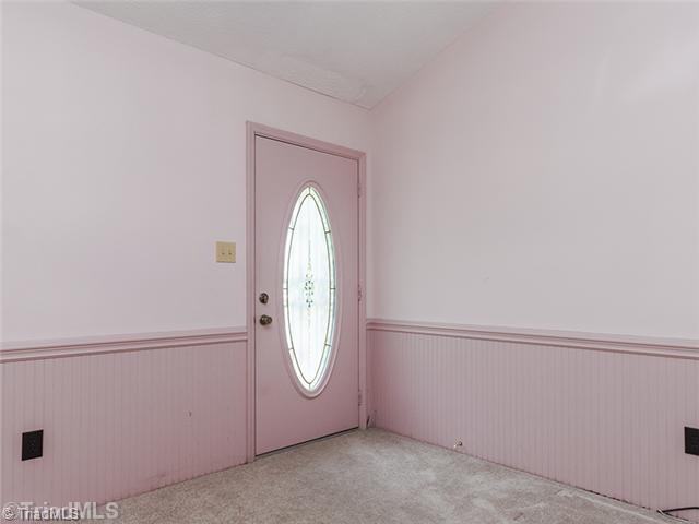 2451 Willard Road High Point, NC 27265 - Photo 3 of 16 Den/Family/Great Room.