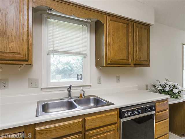 2451 Willard Road High Point, NC 27265 - Photo 8 of 16 Kitchen.