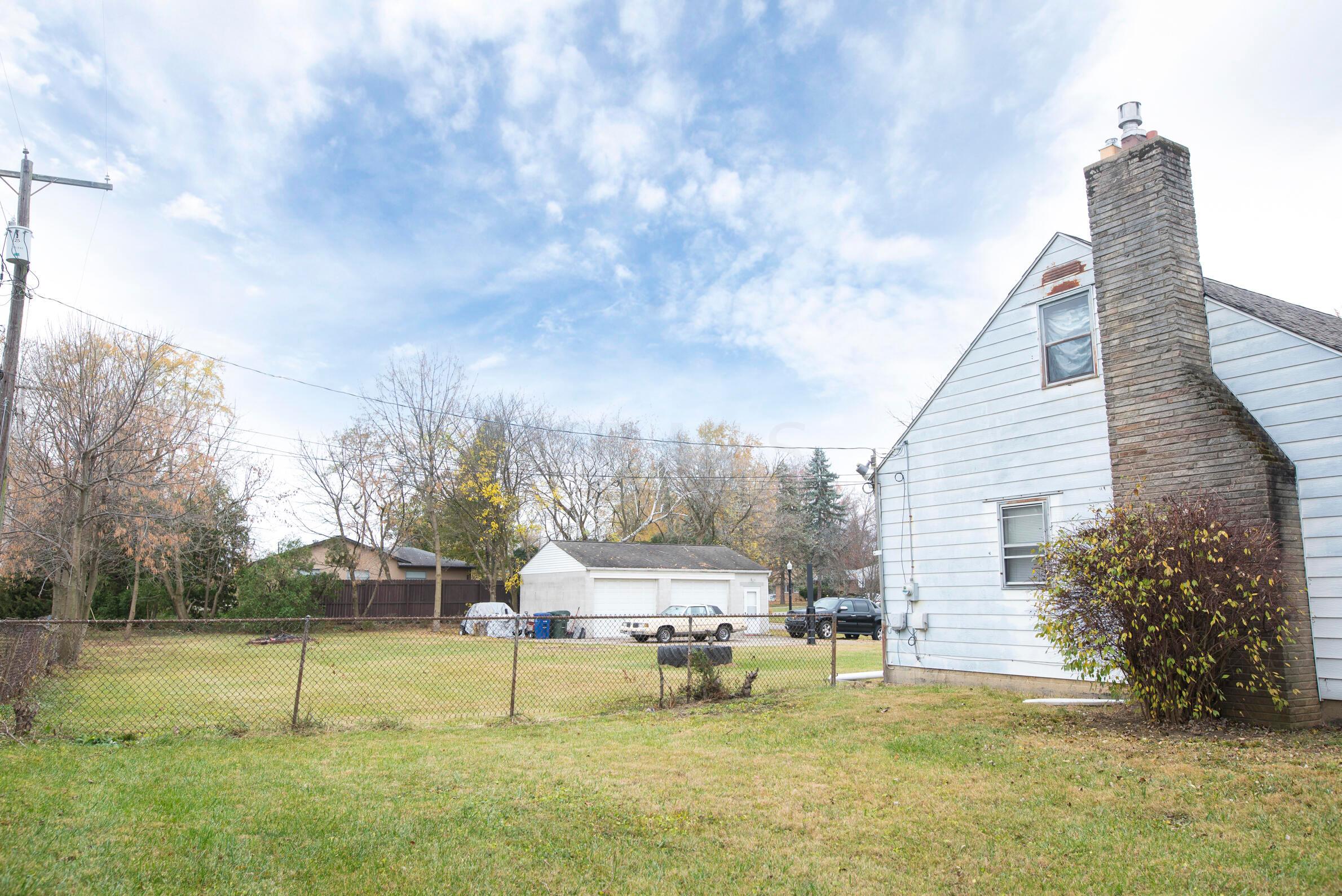 3755 Karl Road Columbus, OH 43224 - Photo 8 of 49 DRM_8791