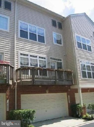 10211 Rutland Round Road, Unit 67 Columbia, MD 21044 - Photo 2 of 11 Exterior (Rear)