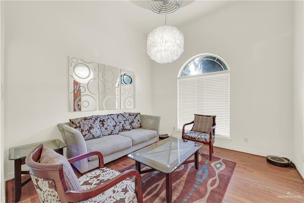 3601 North Toledo Street Pharr, TX 78577 - Photo 2 of 21 a living room with furniture