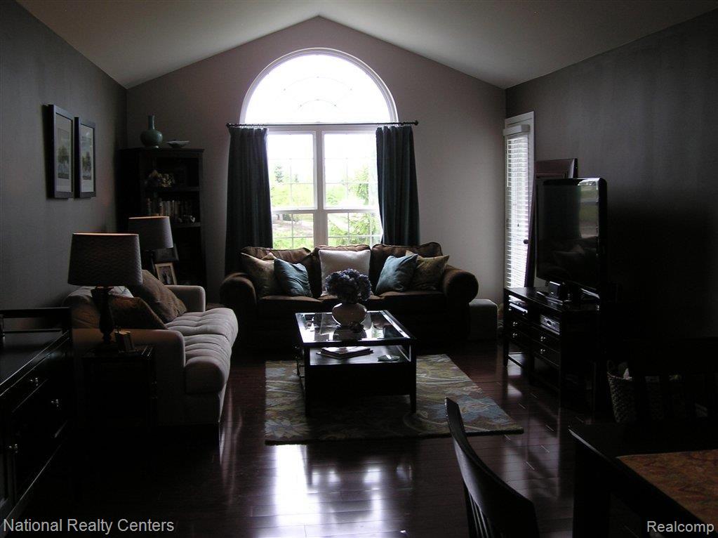 3396 Tremonte Circle Rochester, MI 48306 - Photo 8 of 10 Family Room.JPG