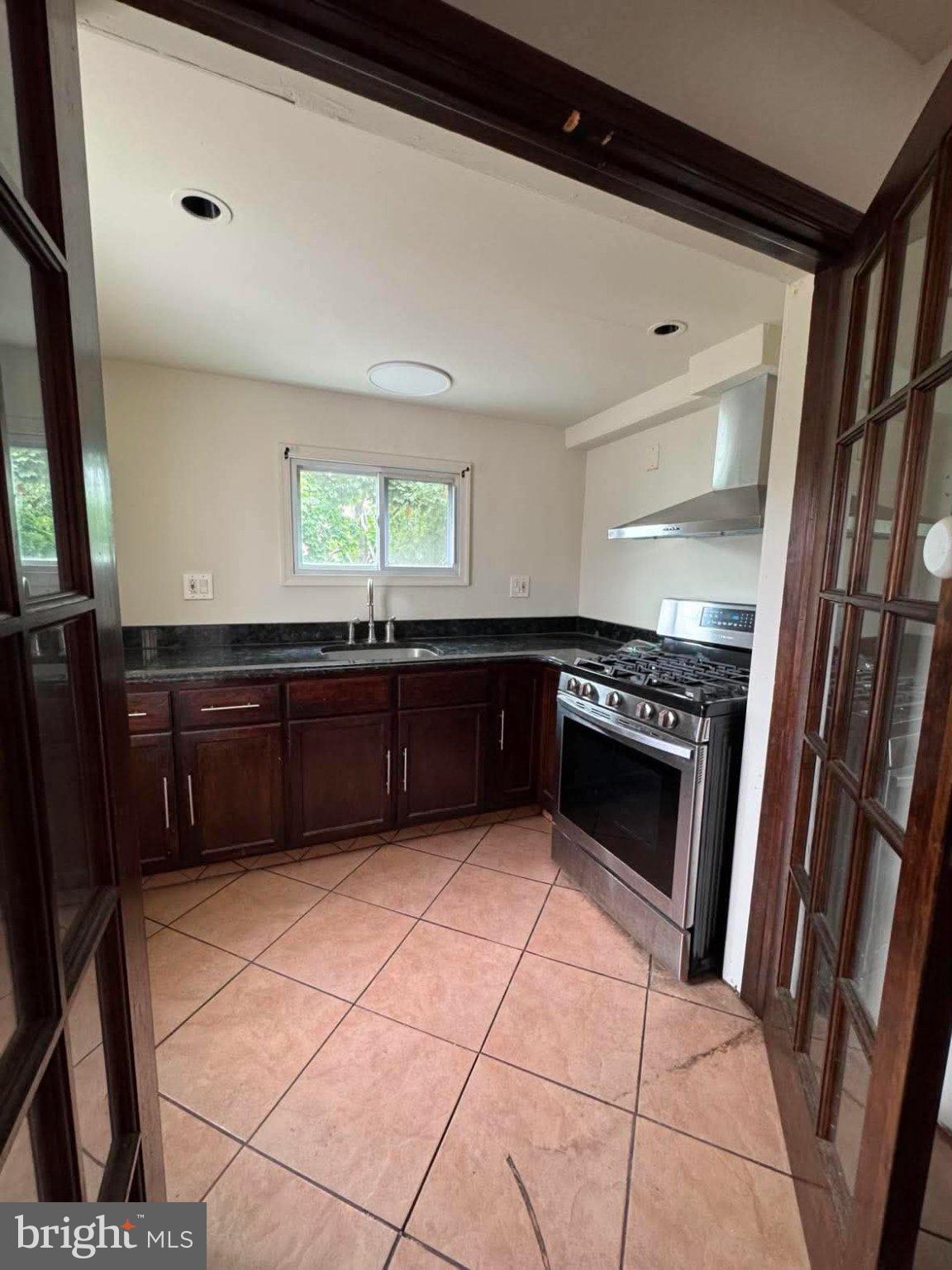 107 Ardsley Road Upper Darby, PA 19082 - Photo 12 of 28 Gallery Image 12