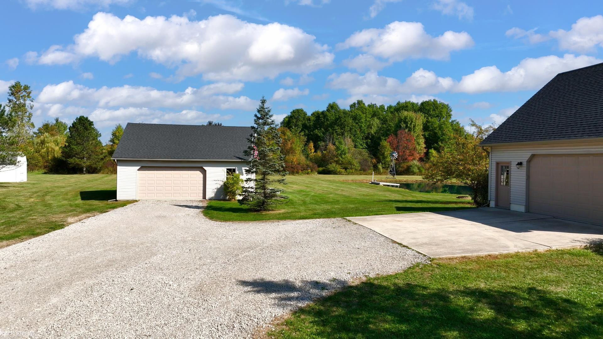 7922 Springborn Road Casco, MI 48064 - Photo 4 of 70