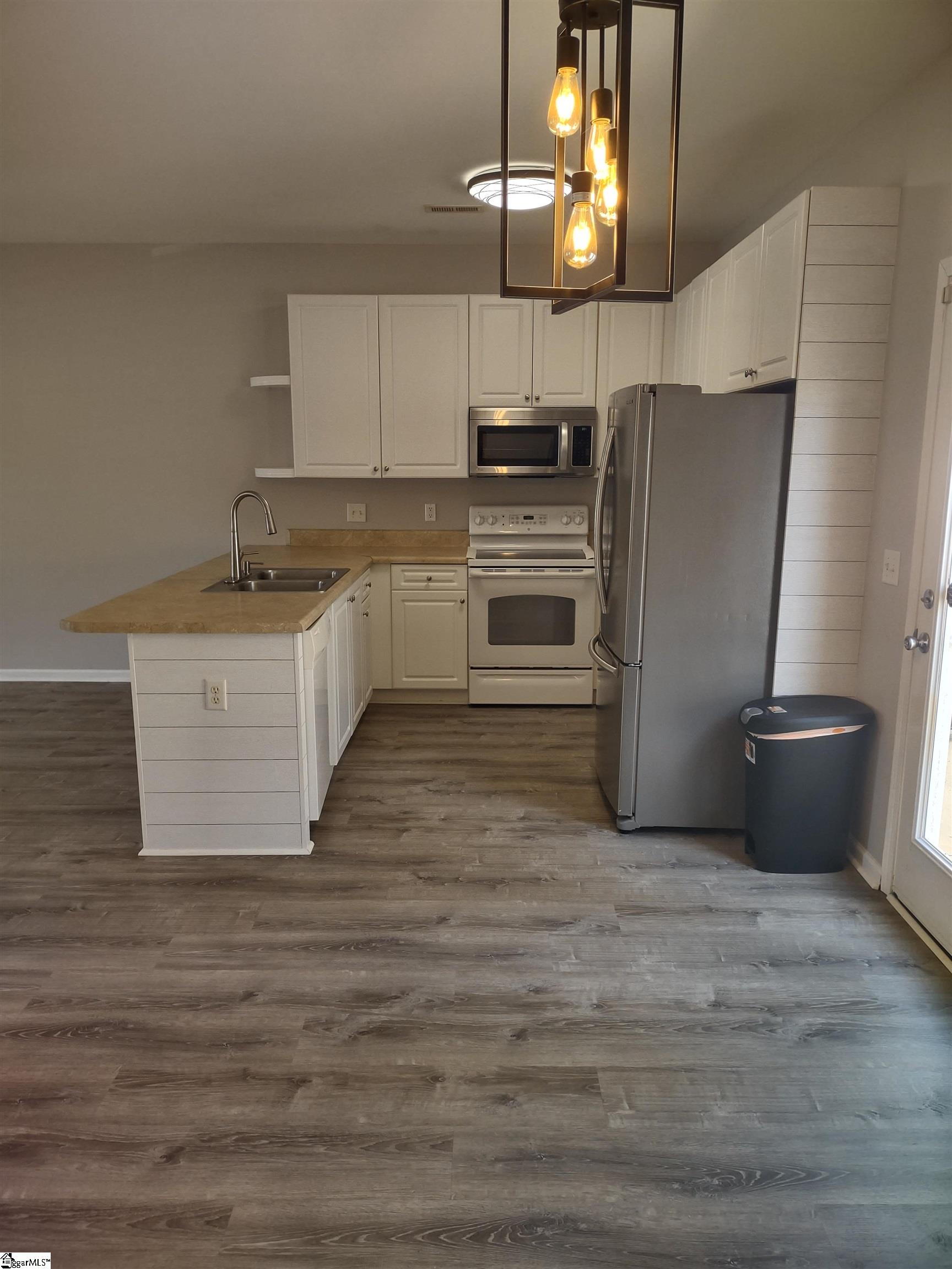 10 Ridgestone Circle Mauldin, SC 29662 - Photo 6 of 18