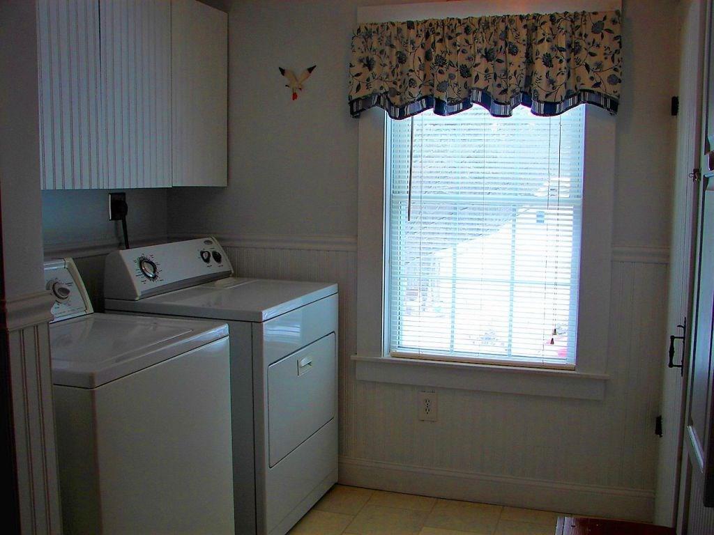 1714 State Road Eliot, ME 03903 - Photo 22 of 30 Laundry in 1st floor bathroom with...
