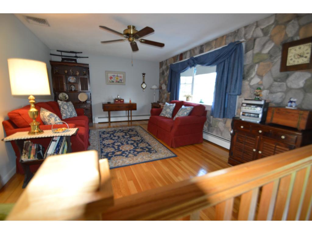 20 Mulberry Road Salem, NH 03079 - Photo 5 of 13 Gallery Image 5
