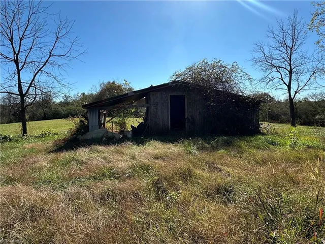 $275,000 | 2547 Wiles Ridge Road, Hays, NC 28635