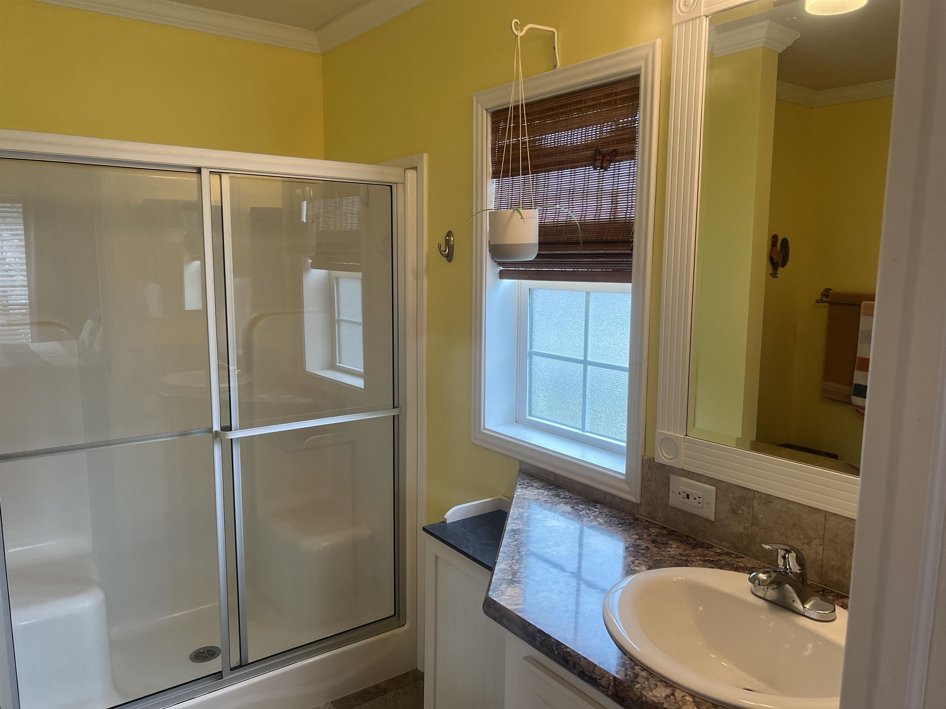 83 Hayes Park Exeter, NH 03833 - Photo 15 of 24