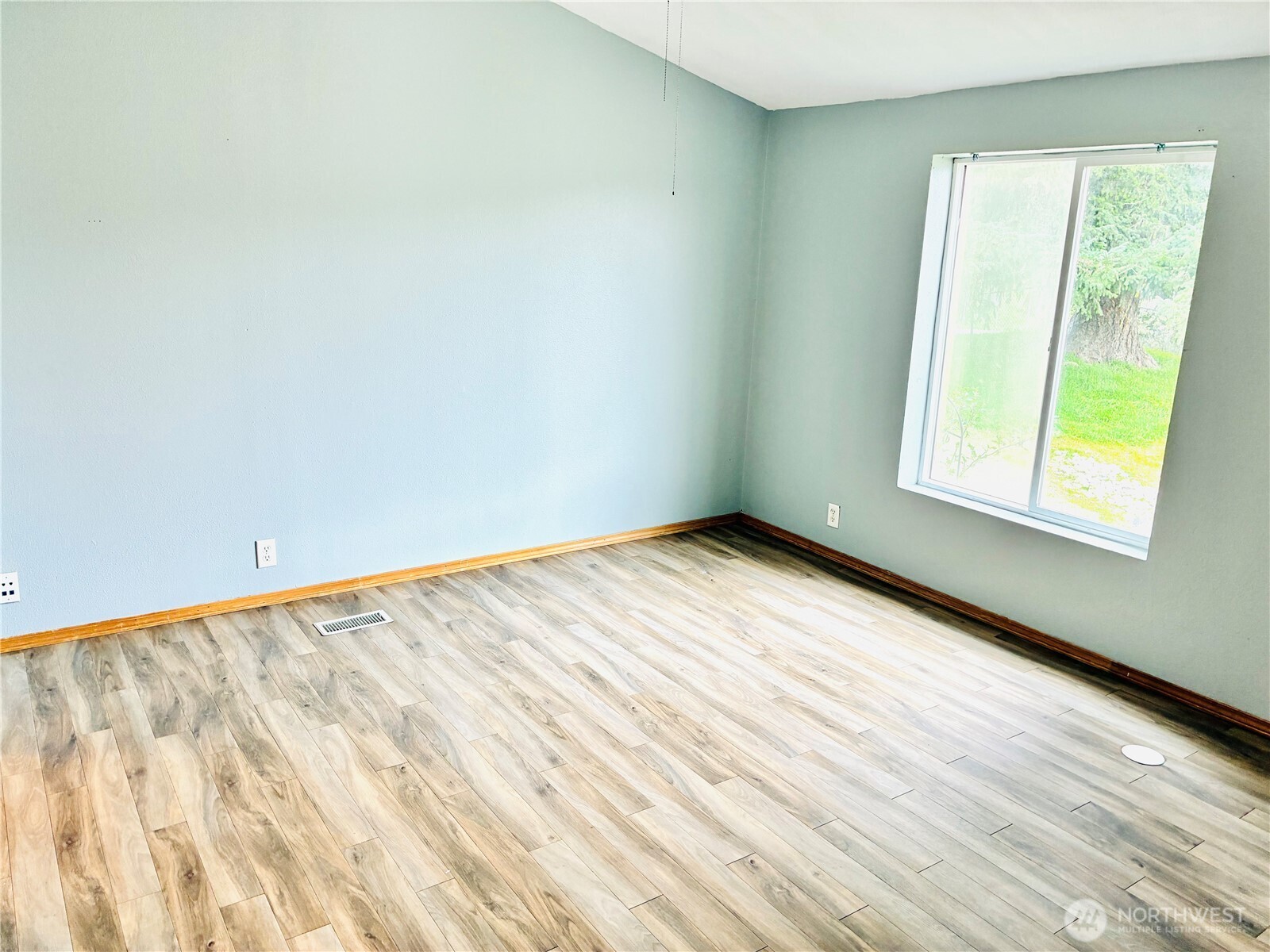 8212 350th Street South Roy, WA 98580 - Photo 19 of 28