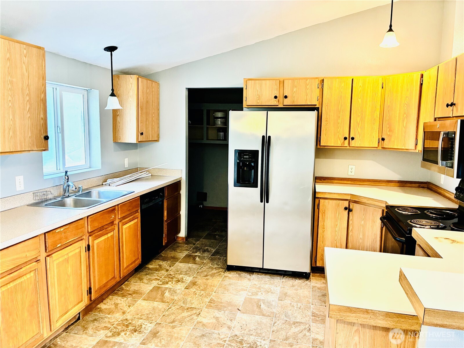 8212 350th Street South Roy, WA 98580 - Photo 6 of 28