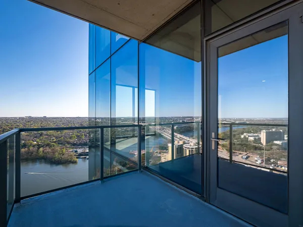 $1,059,000 | 44 East Avenue, Unit 2610, Austin, TX 78701