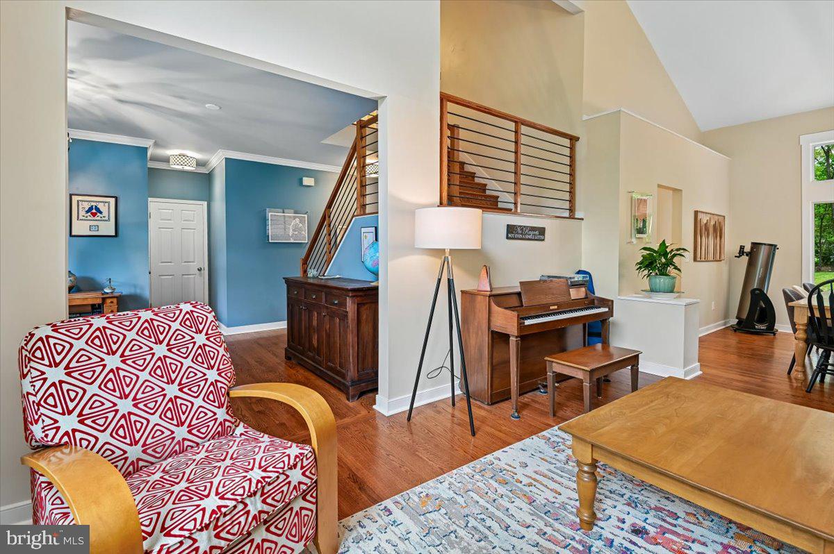 1430 Bay Head Road Annapolis, MD 21409 - Photo 27 of 94 Living room