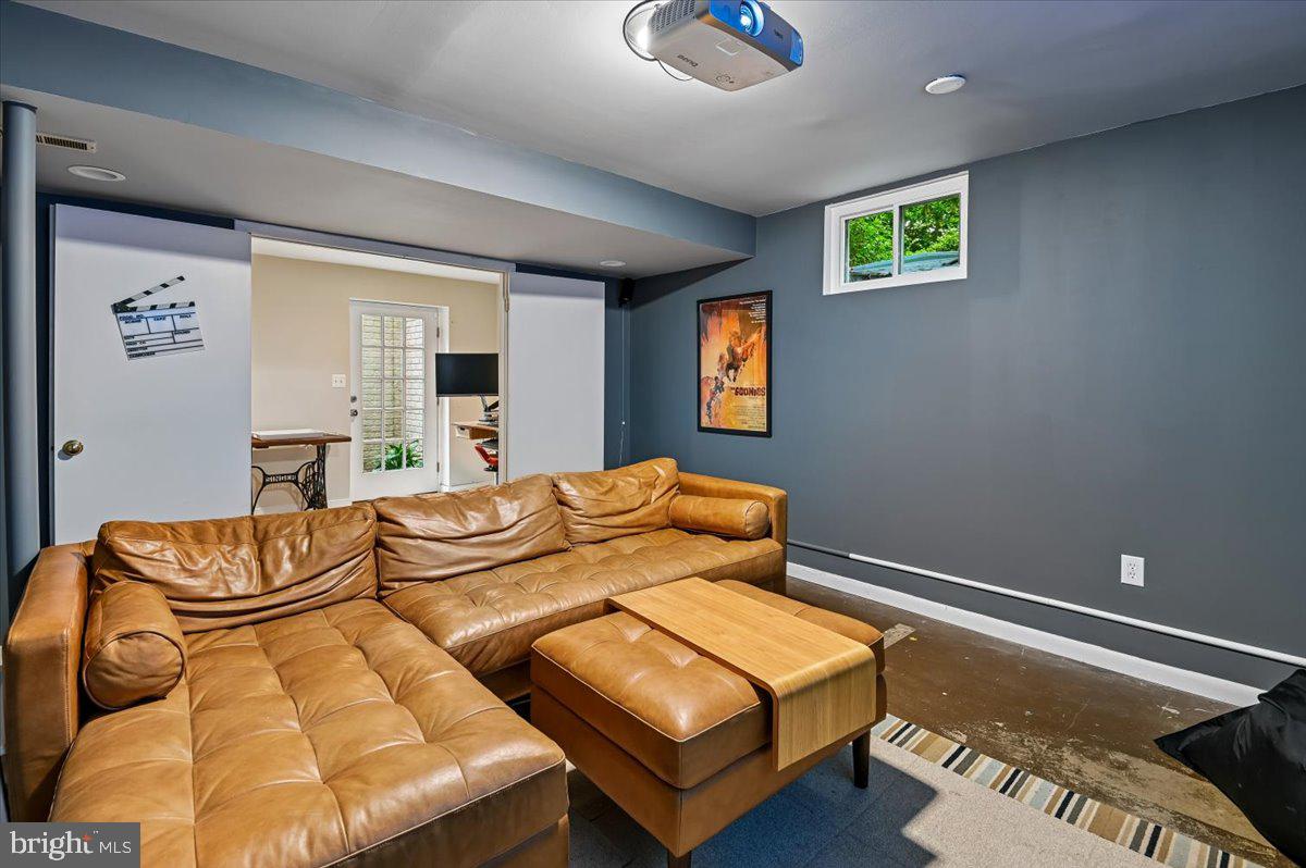 1430 Bay Head Road Annapolis, MD 21409 - Photo 52 of 94 Theatre room