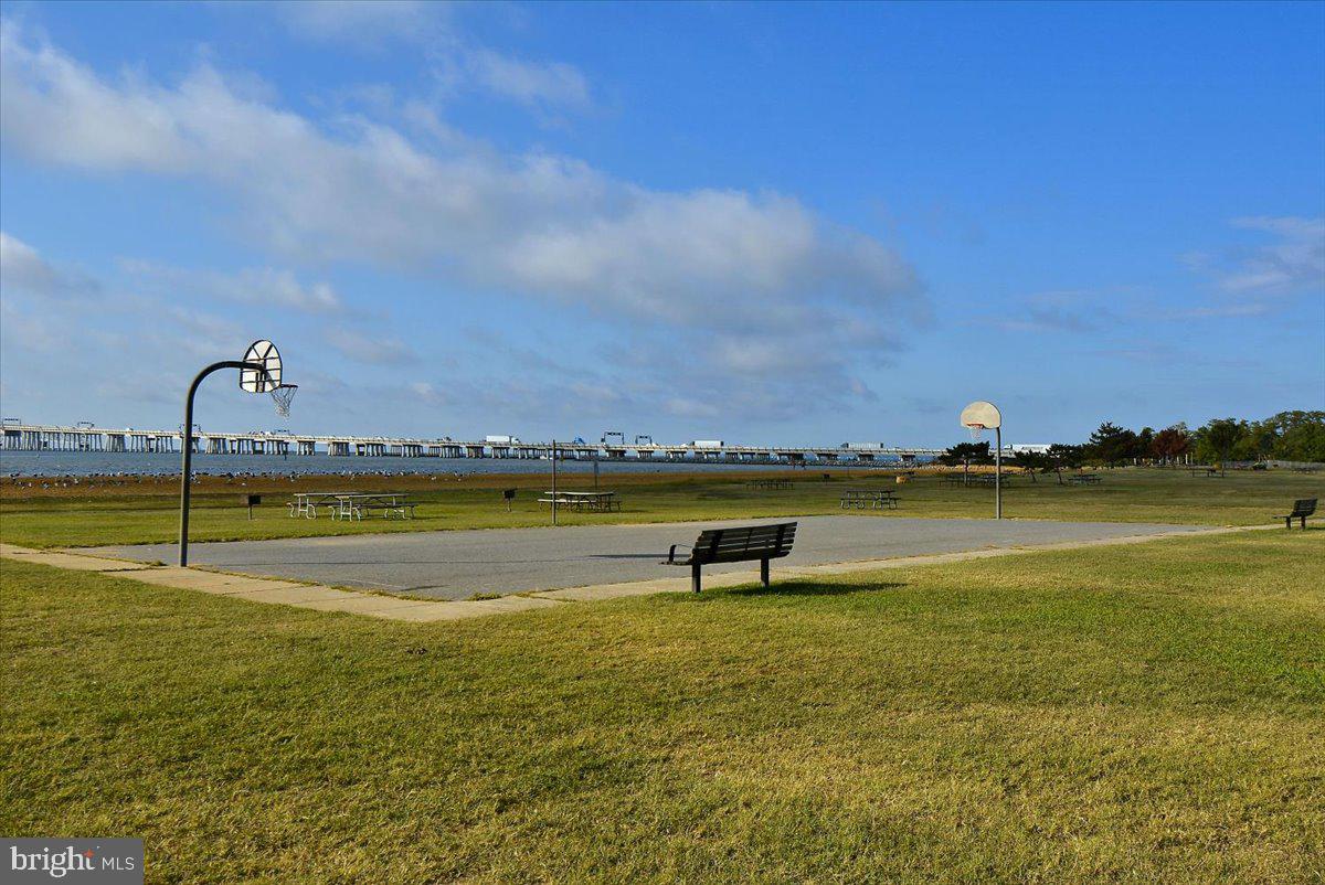 1430 Bay Head Road Annapolis, MD 21409 - Photo 85 of 94 Sandy Point basketball court