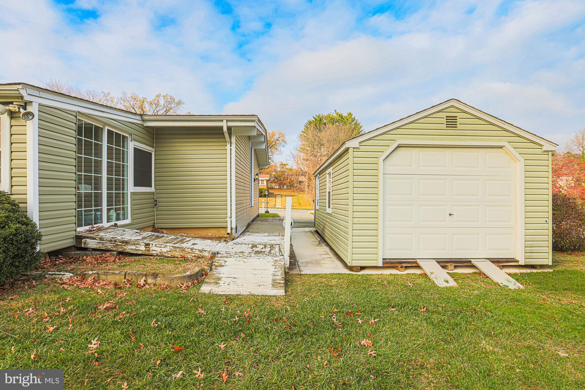 8205 Arrowhead Road Baltimore, MD 21208 - Photo 6 of 32 a front view of a house