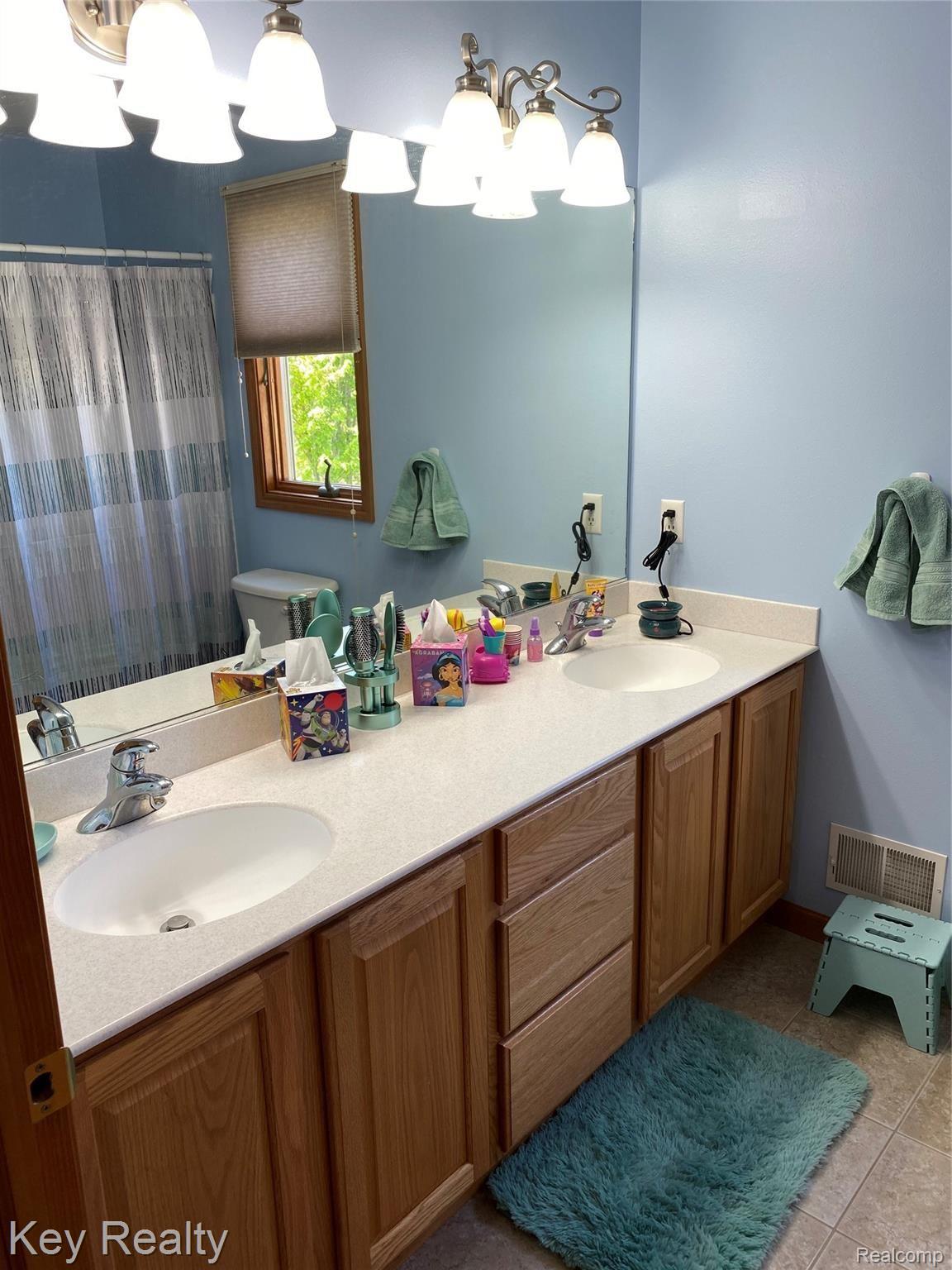 2020 Samaria Road Temperance, MI 48182 - Photo 60 of 70 459BBB75-05B3-4C61-A0C4-243ACA6BE77C.jpeg