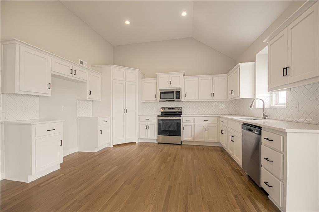 1108 Oak Rdg Street Kearney, MO 64060 - Photo 10 of 30