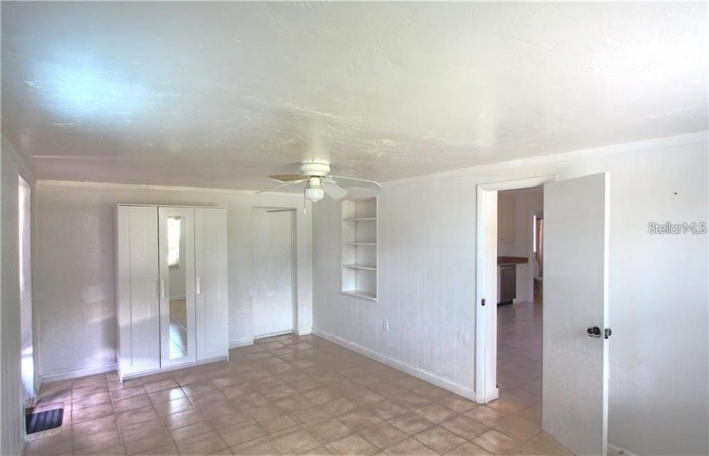 613 Shore Road Nokomis, FL 34275 - Photo 4 of 8