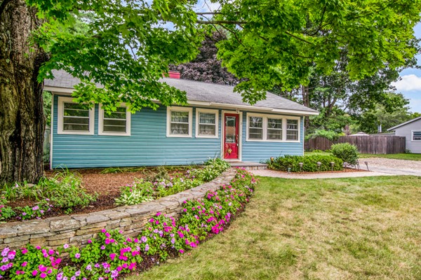 3 Turner Road Maynard, MA 01754 - Photo 1 of 24 Gallery Image 1