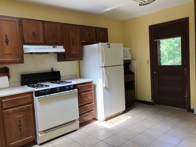 196 Cider Hill Road Exeter, ME 04435 - Photo 16 of 35 More Storage and Separate Entrance...