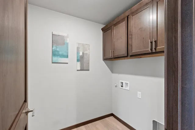 $349,900 | 1715 Sovereign Way, Neenah, WI 54956