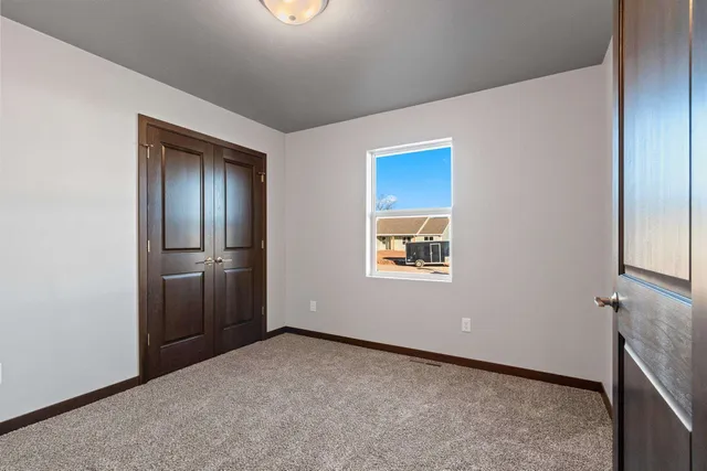 $349,900 | 1715 Sovereign Way, Neenah, WI 54956