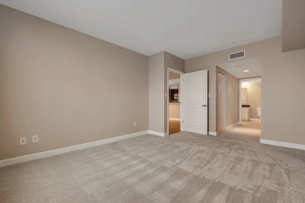 $279,900 | 300 South Duval Street, Unit 1112, Tallahassee, FL 32301