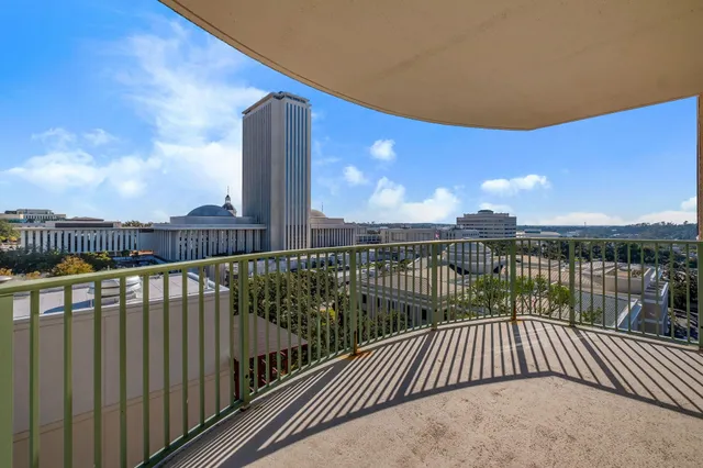 $289,900 | 300 South Duval Street, Unit 1112, Tallahassee, FL 32301