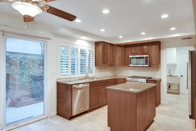 $6,995 | 681 Triunfo Canyon Road, Westlake Village, CA 91361