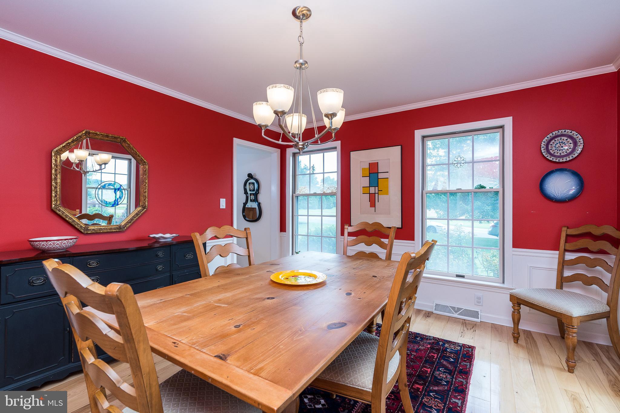 2900 Weaver Road Lancaster, PA 17601 - Photo 11 of 33 Dining Room