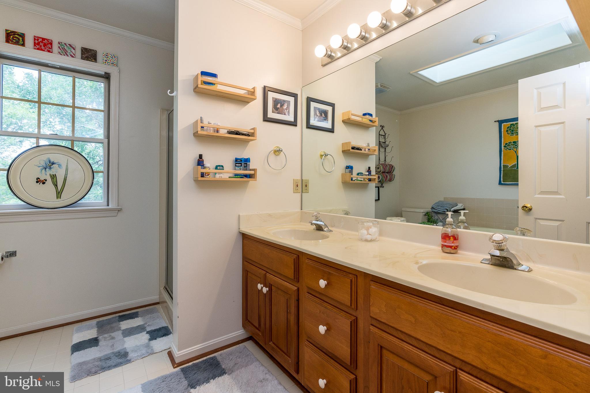 2900 Weaver Road Lancaster, PA 17601 - Photo 18 of 33 Master Bath