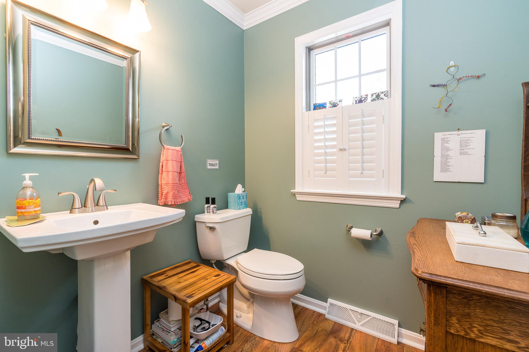 2900 Weaver Road Lancaster, PA 17601 - Photo 27 of 33 First Floor Powder Room