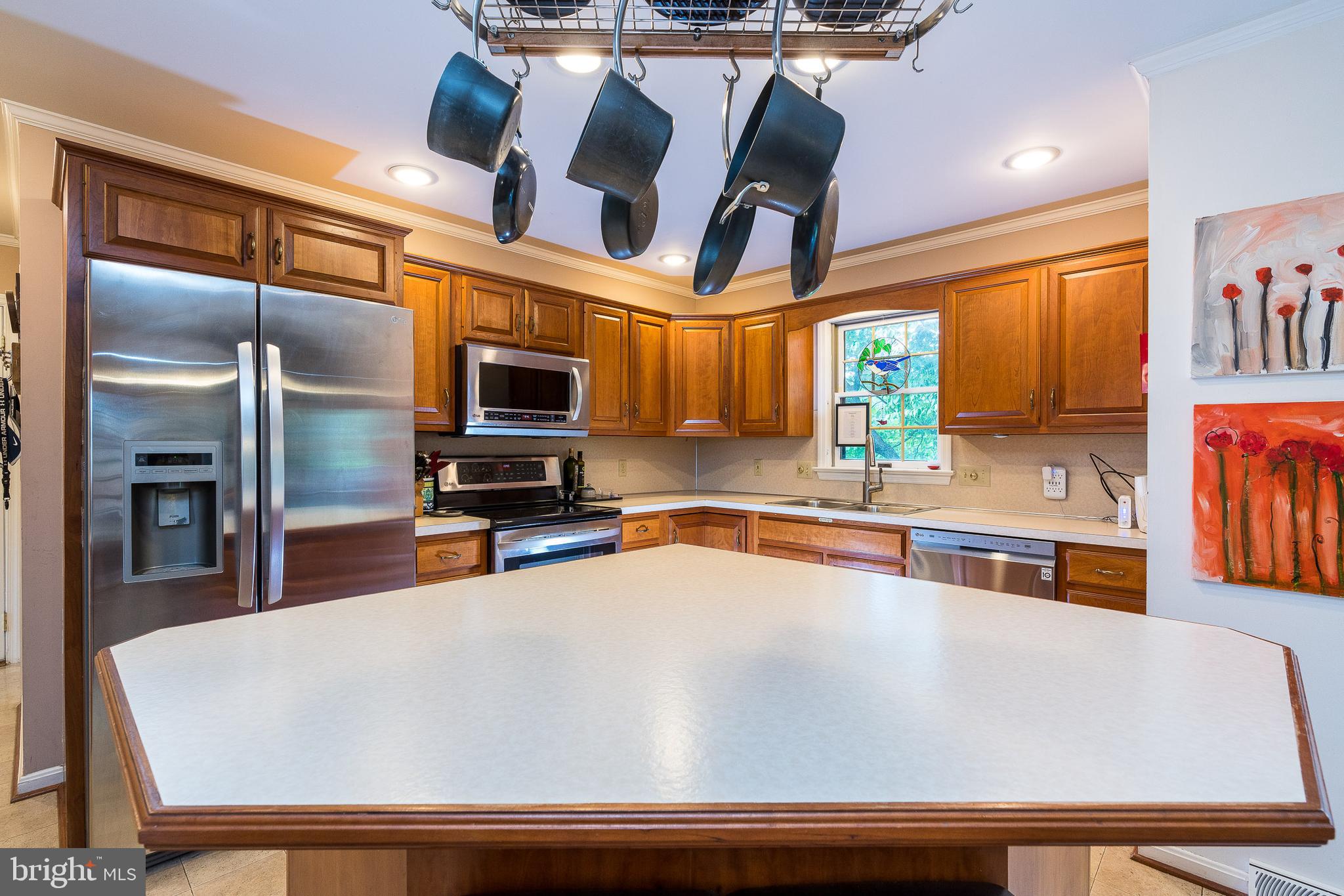 2900 Weaver Road Lancaster, PA 17601 - Photo 7 of 33 Kitchen