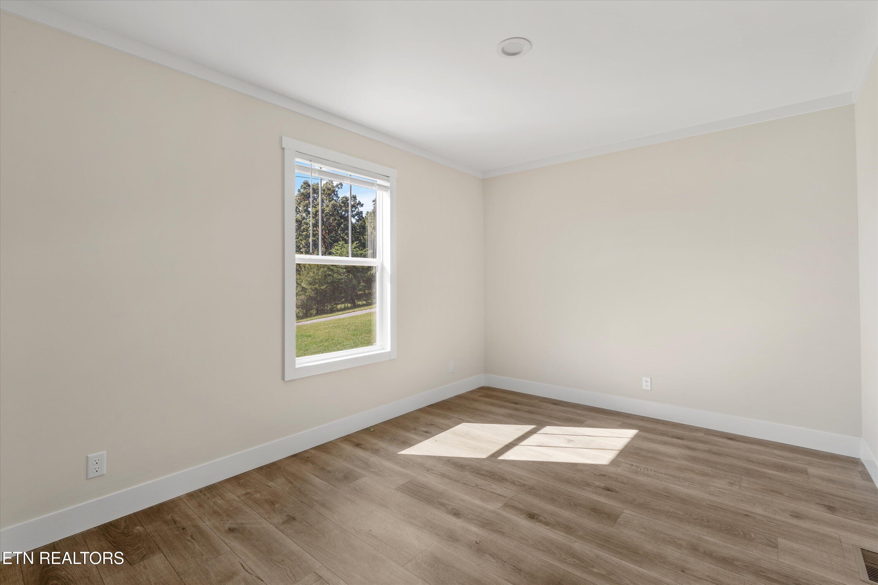 338 Greenbriar Road Sweetwater, TN 37874 - Photo 17 of 25 17-338 Greenbriar Rd 13