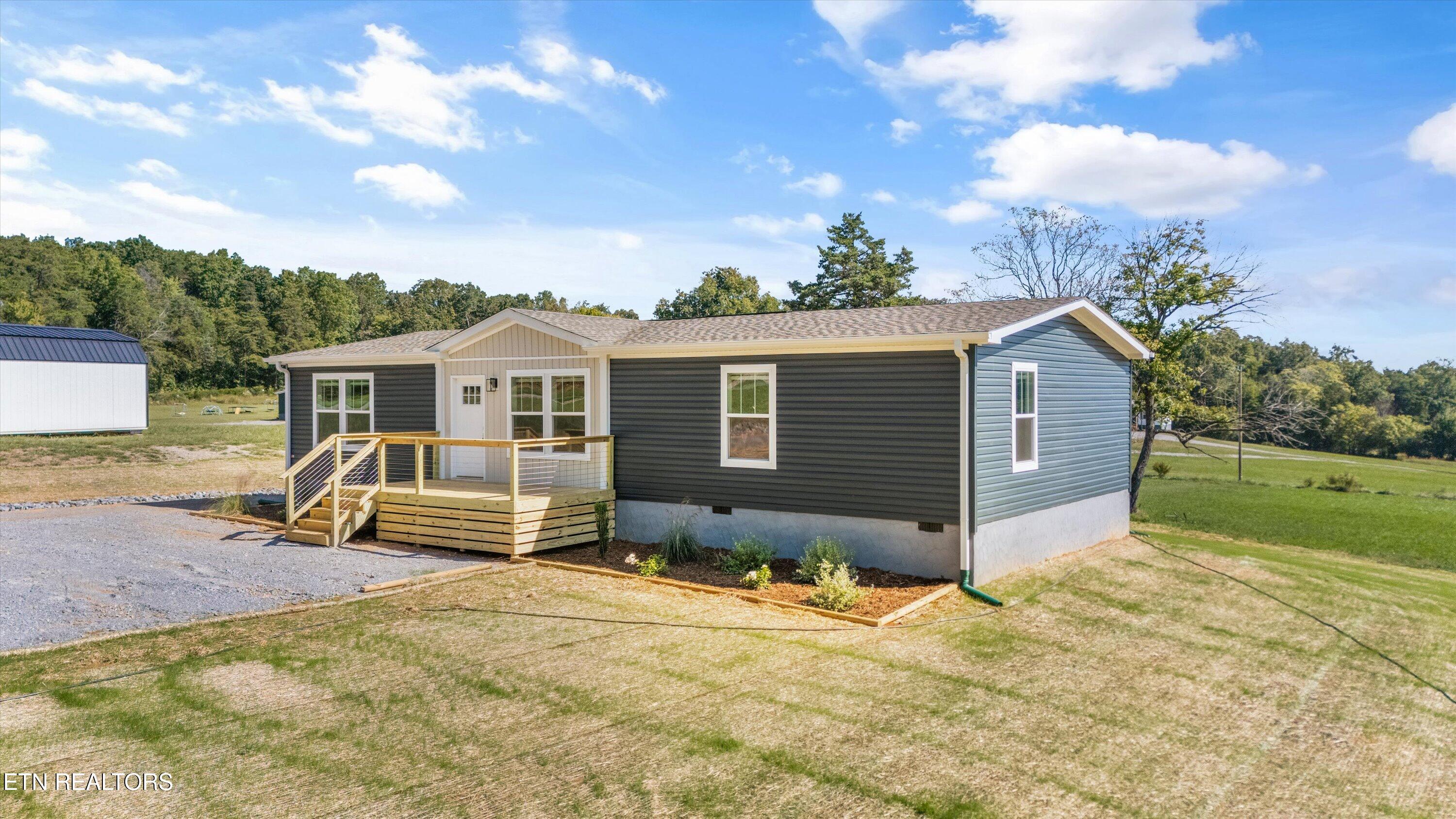 338 Greenbriar Road Sweetwater, TN 37874 - Photo 3 of 25 03-338 Greenbriar Rd 23
