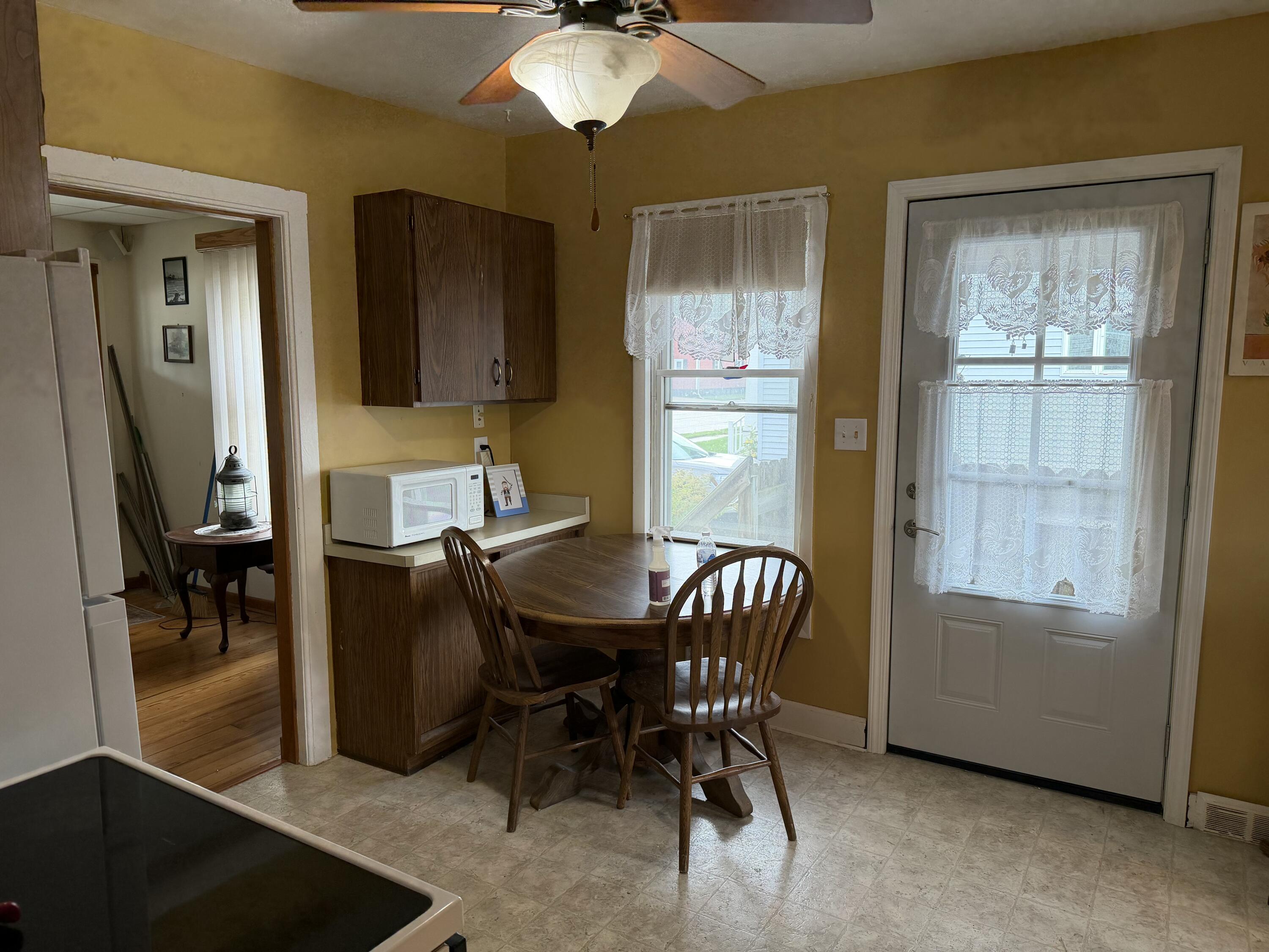 2018 Jackson Street Two Rivers, WI 54241 - Photo 7 of 39 Kitchen