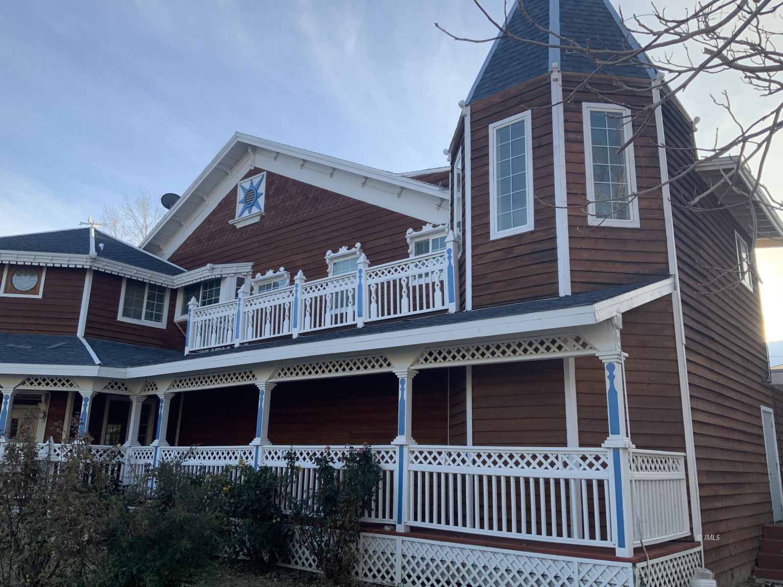 127 North Edwards Street Independence, CA 93526 - Photo 7 of 33 a front view of a house with a yard