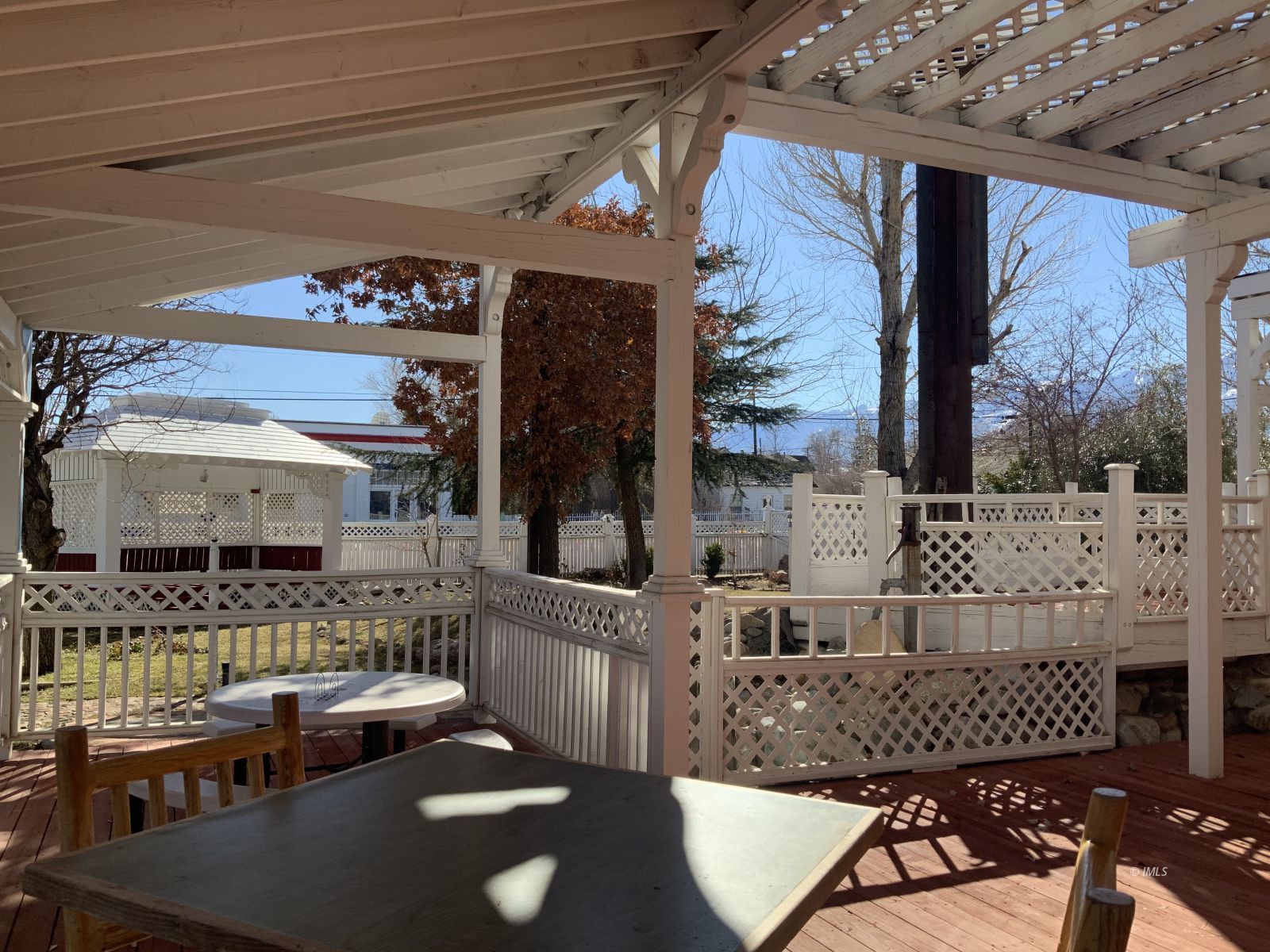 127 North Edwards Street Independence, CA 93526 - Photo 8 of 33 a living room with couches and a fireplace