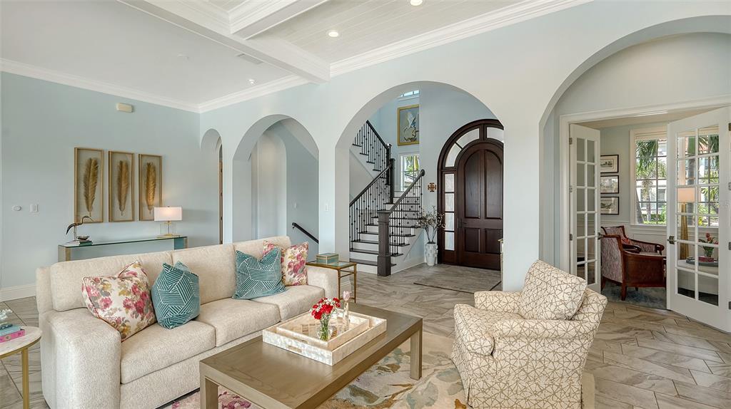 548 Hornblower Lane Longboat Key, FL 34228 - Photo 14 of 98