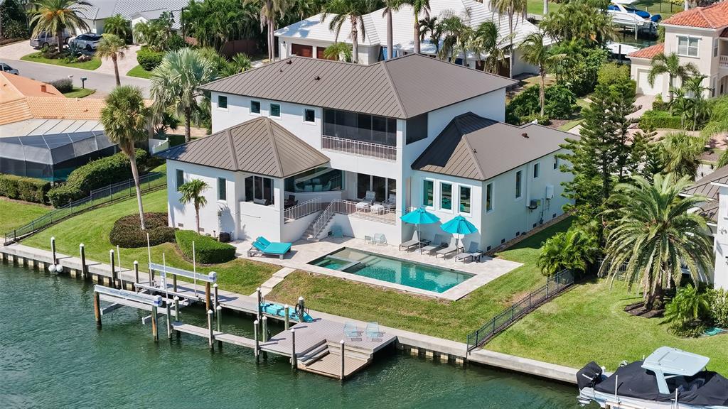 548 Hornblower Lane Longboat Key, FL 34228 - Photo 2 of 98