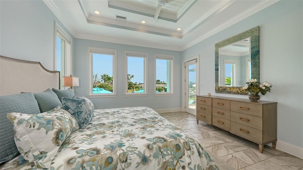 548 Hornblower Lane Longboat Key, FL 34228 - Photo 24 of 98
