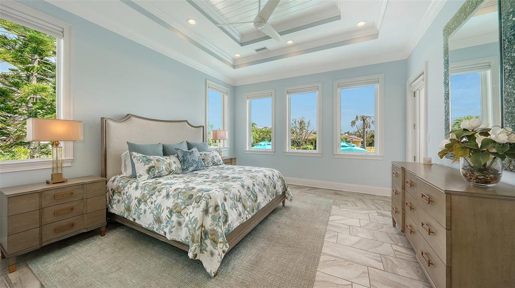 548 Hornblower Lane Longboat Key, FL 34228 - Photo 28 of 98