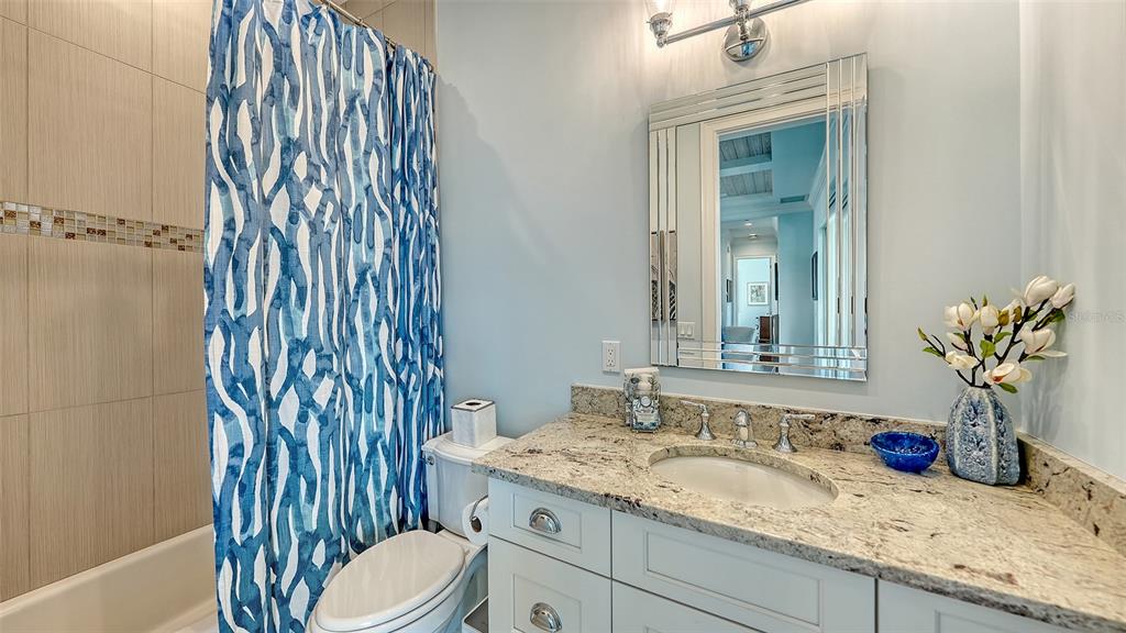 548 Hornblower Lane Longboat Key, FL 34228 - Photo 38 of 98