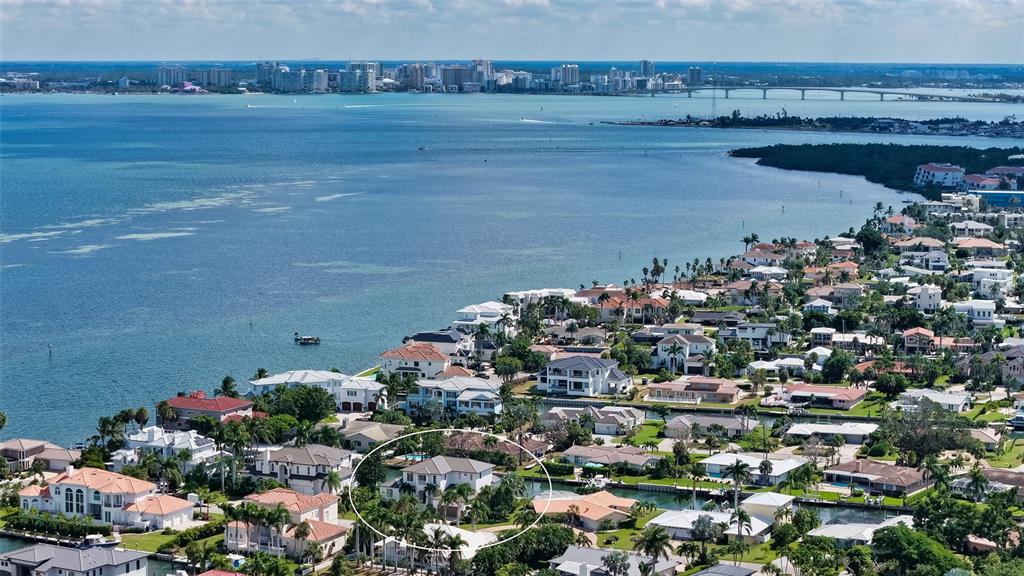 548 Hornblower Lane Longboat Key, FL 34228 - Photo 4 of 98