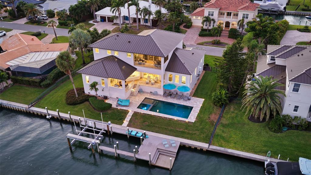 548 Hornblower Lane Longboat Key, FL 34228 - Photo 46 of 98