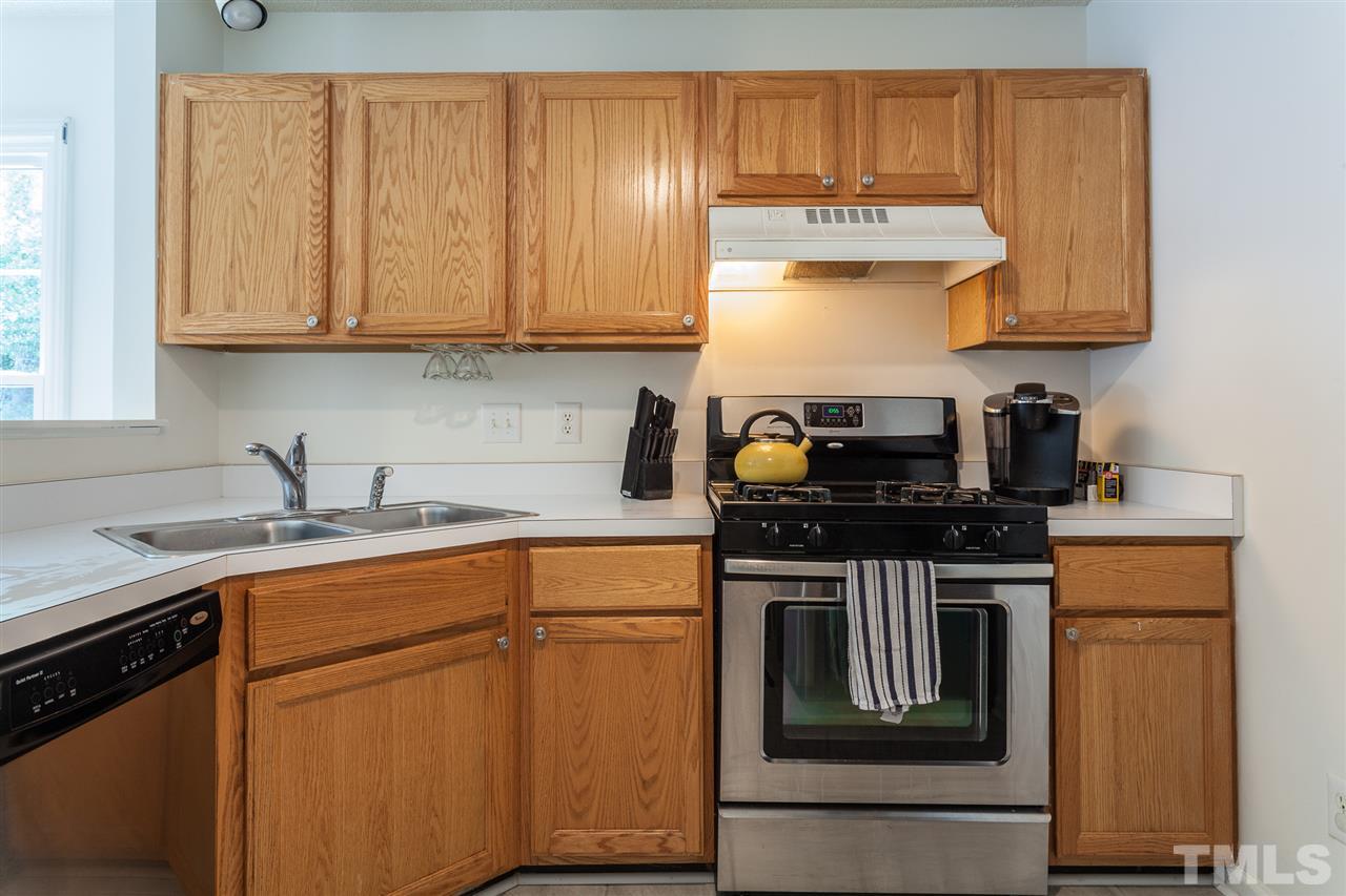 16 Rattan Bay Court Durham, NC 27713 - Photo 3 of 30 Gallery Image 3